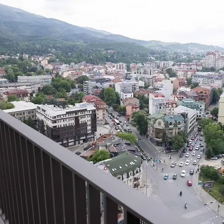 Imperial On The Floor With Free Parking And Amazing View Апартаменти Скоп'є