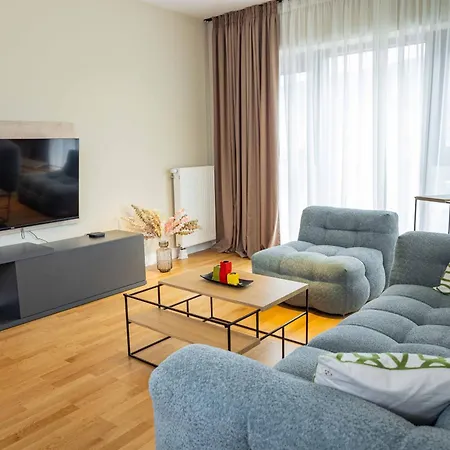 Apartment Imperial On The Floor With Free Parking And Amazing View Skopje