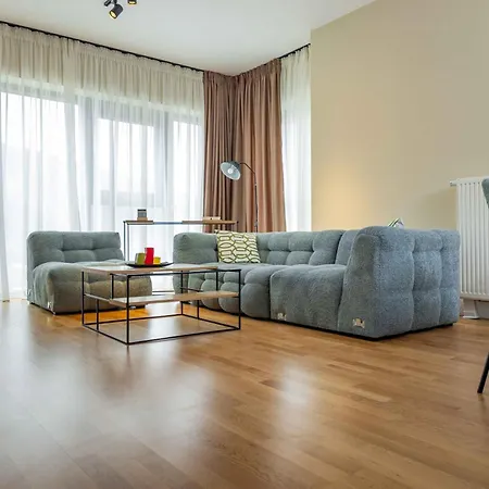 Imperial On The Floor With Free Parking And Amazing View * Skopje