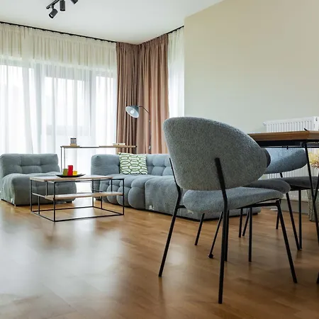 Imperial On The Floor With Free Parking And Amazing View Apartment