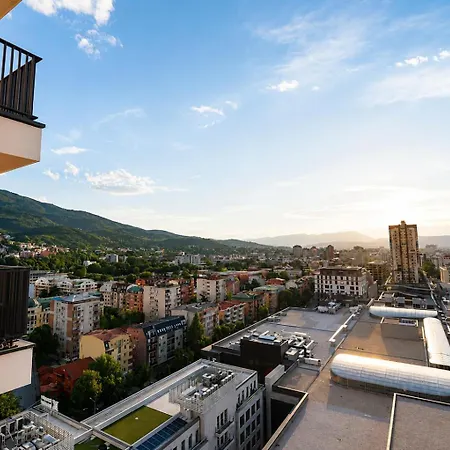 Imperial On The Floor With Free Parking And Amazing View Apartment