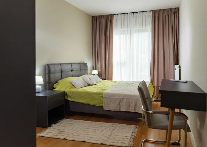 Imperial On The Floor With Free Parking And Amazing View * Skopje